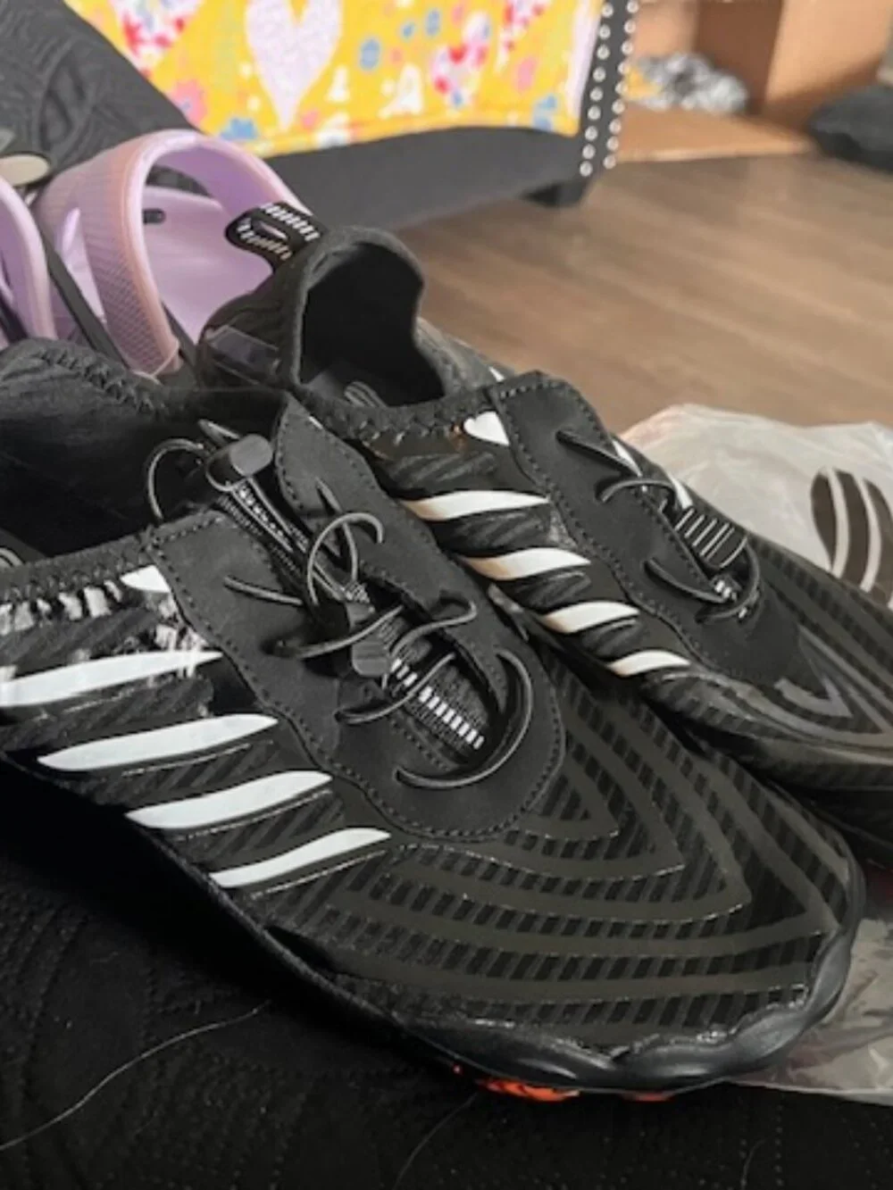 GROUNDED FOOTWEAR  UNISEX BLACK  M 9.5  W 11 - Picture 3 of 7